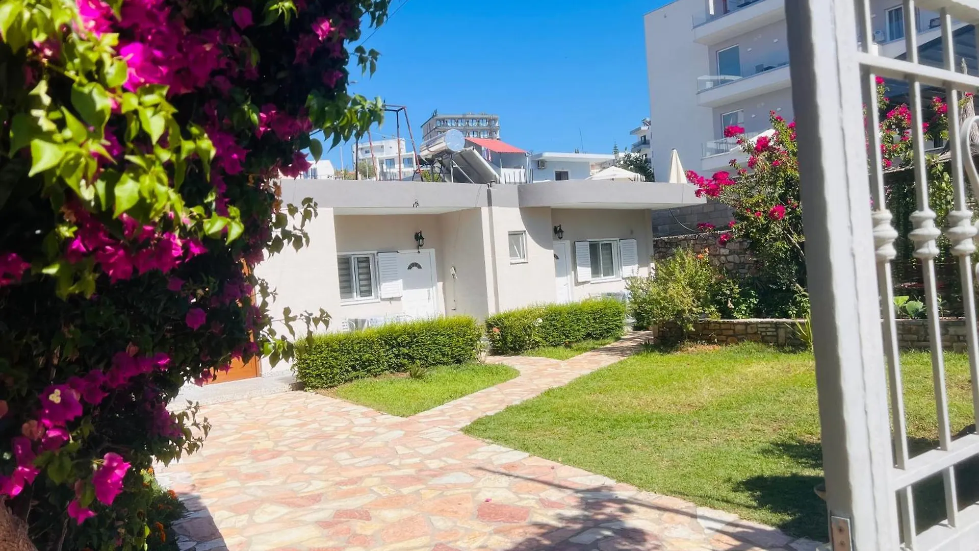 בית הארחה קסאמיל Guesthouse Selu